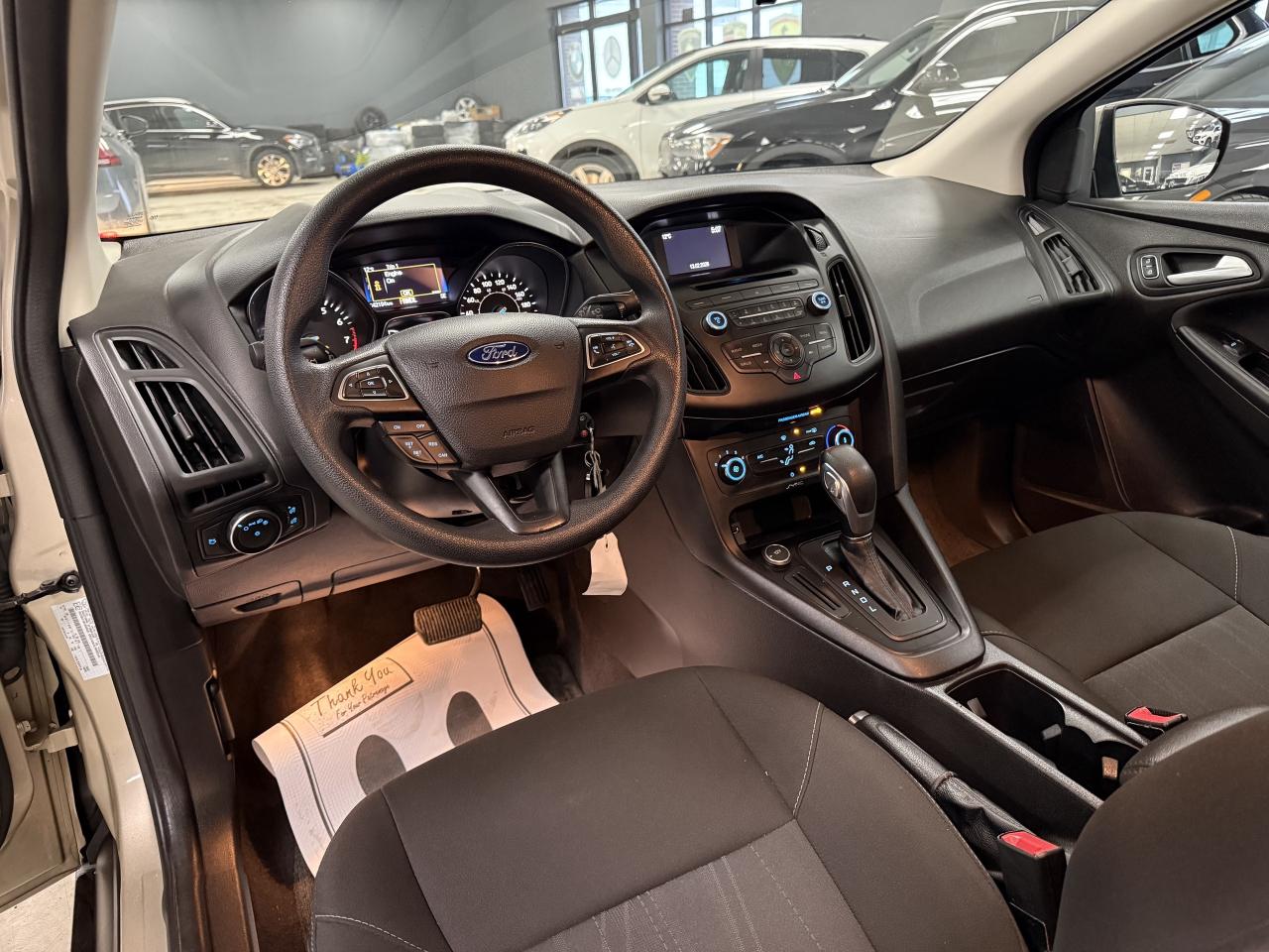 2017 Ford Focus 5DR HB SE Photo