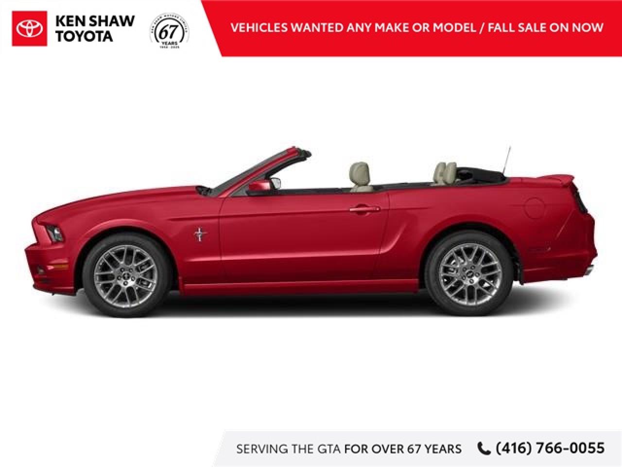2014 Ford Mustang V6 Premium 2dr Convertible Photo2