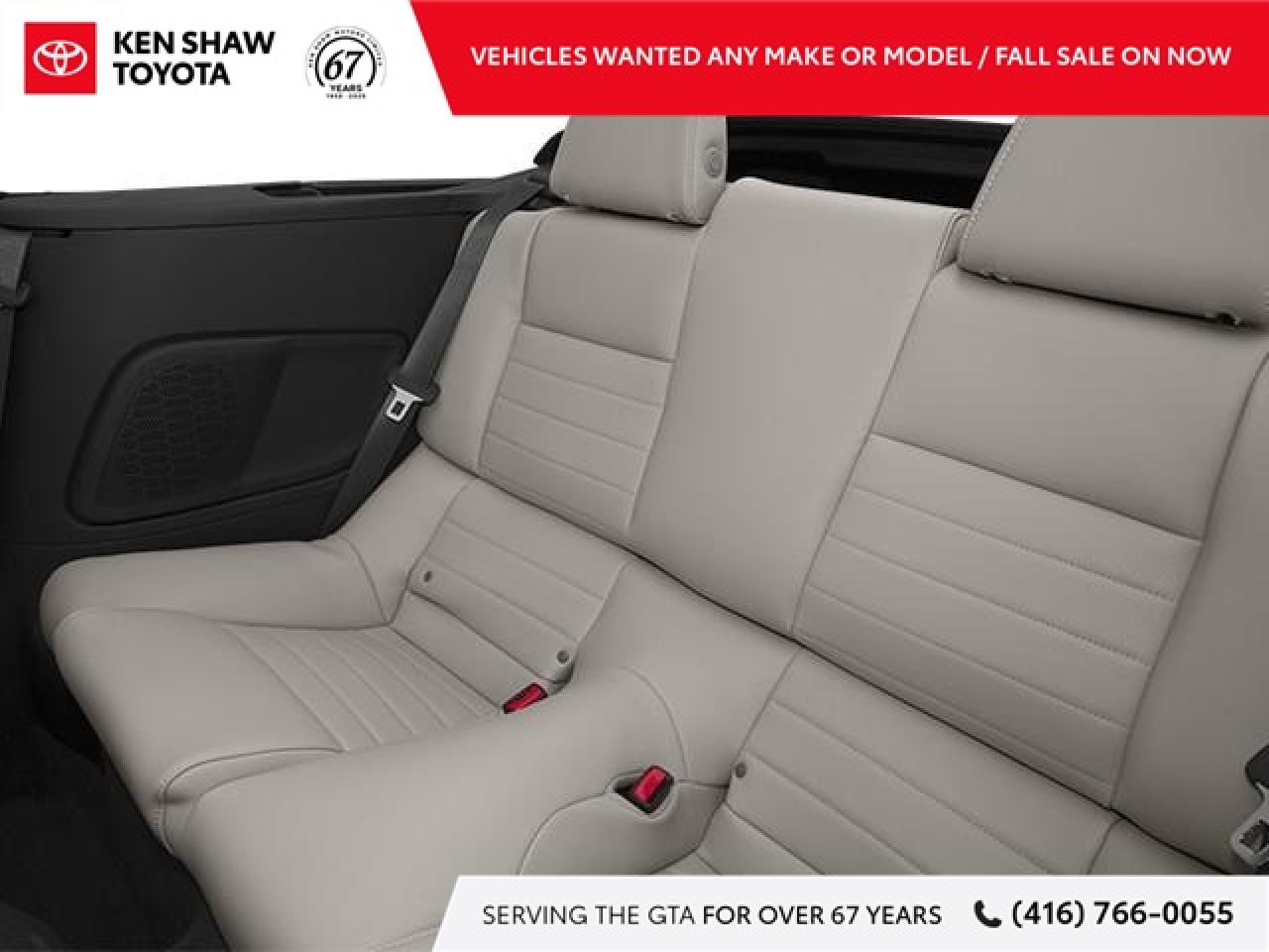 2014 Ford Mustang V6 Premium 2dr Convertible Photo