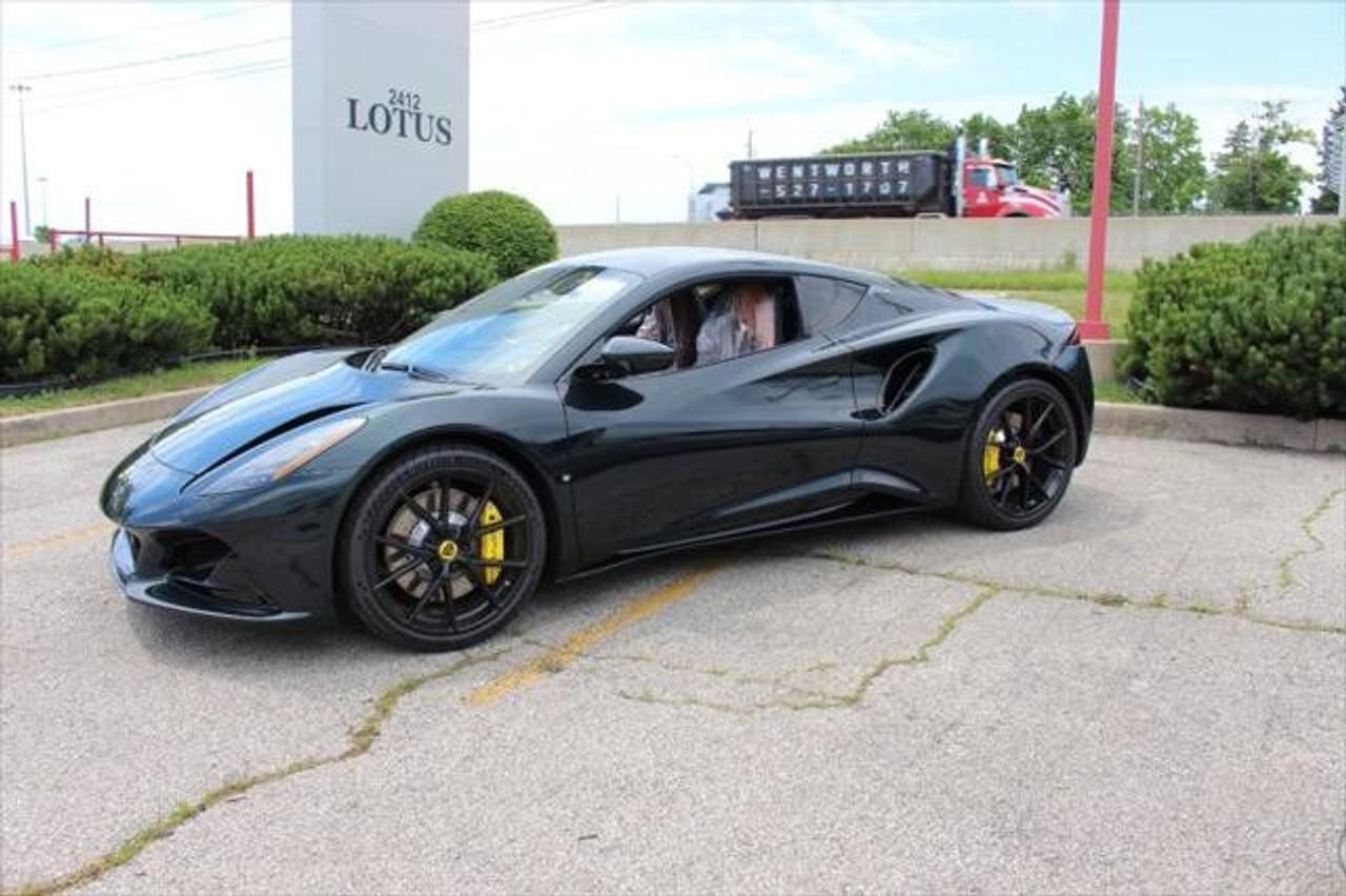 2024 Lotus Emira V6 First Edition Coupe Photo
