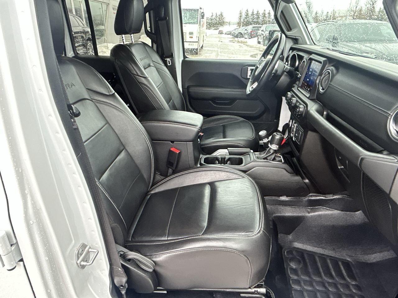 2020 Jeep Wrangler JL Unlimited Sahara   Dual Top   Cold Weather Grou Photo