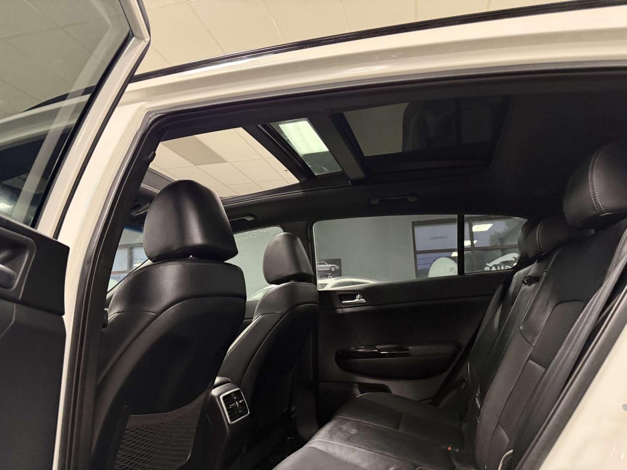 2021 Kia Sportage SX Photo