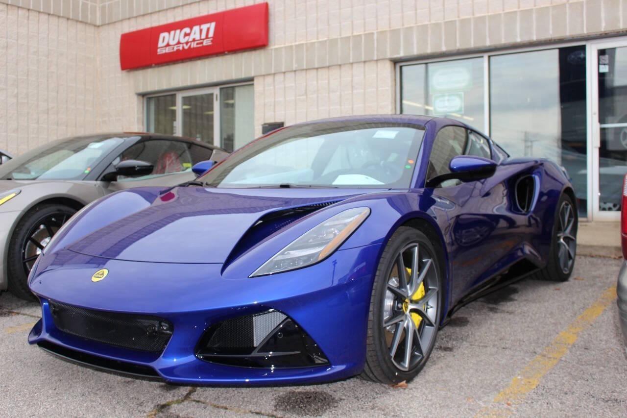 2024 Lotus Emira V6 First Edition Coupe Photo0