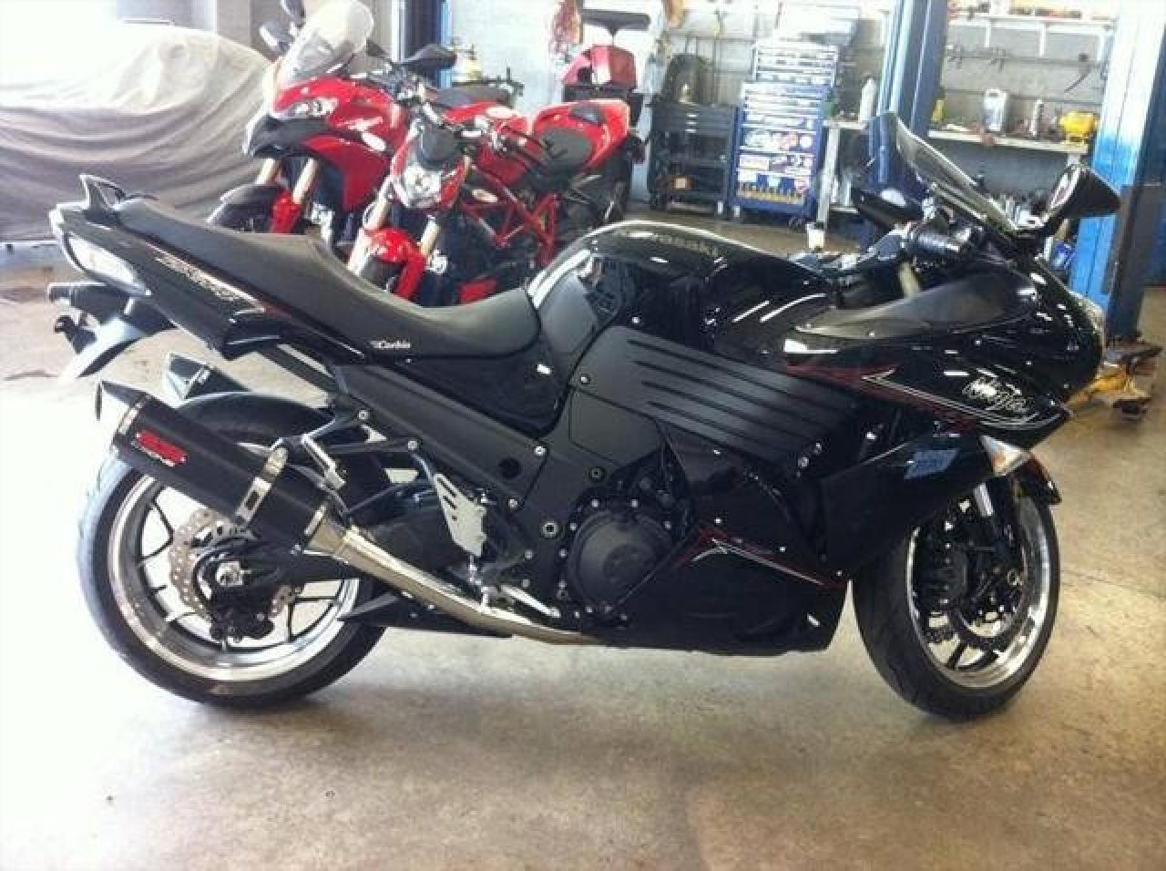 2011 Kawasaki Ninja ZX-14  Photo