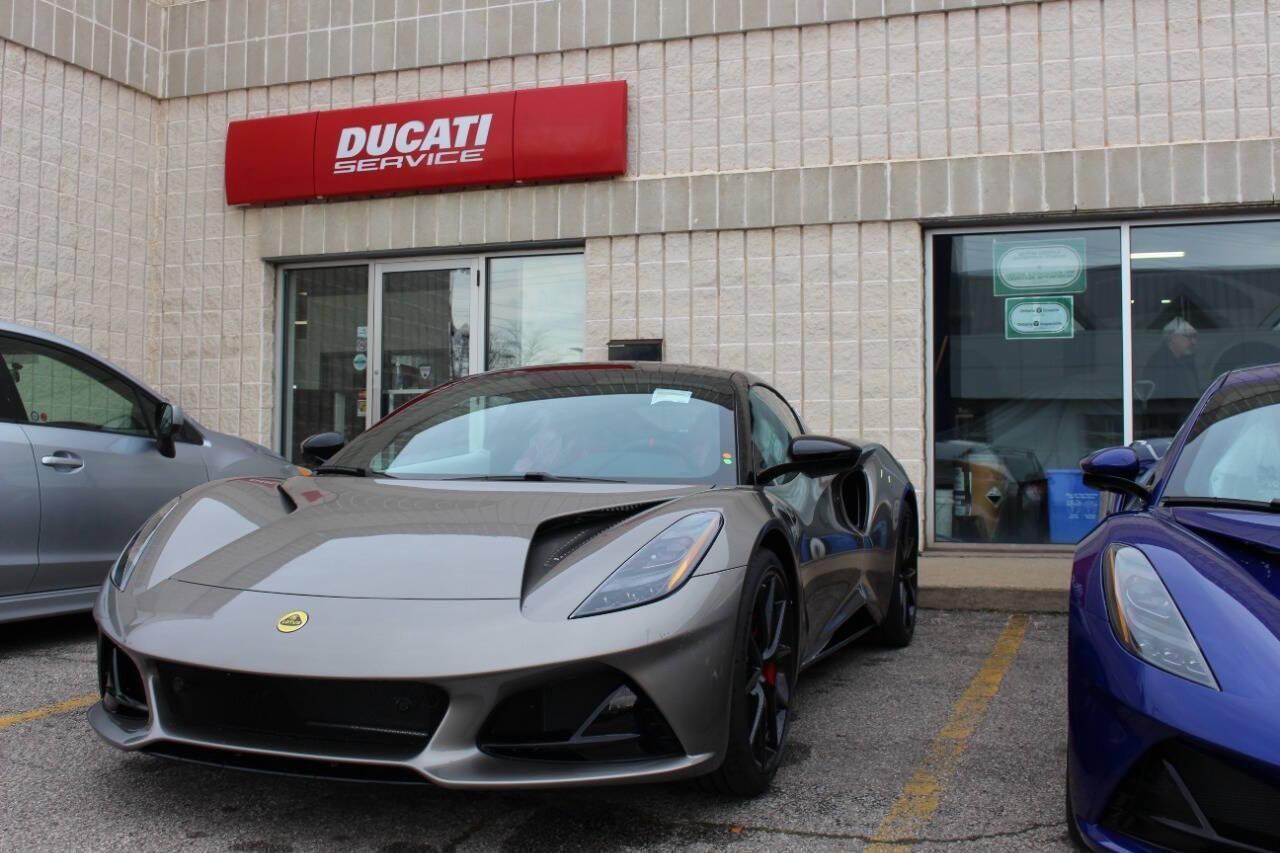 2024 Lotus Emira V6 First Edition Coupe Photo