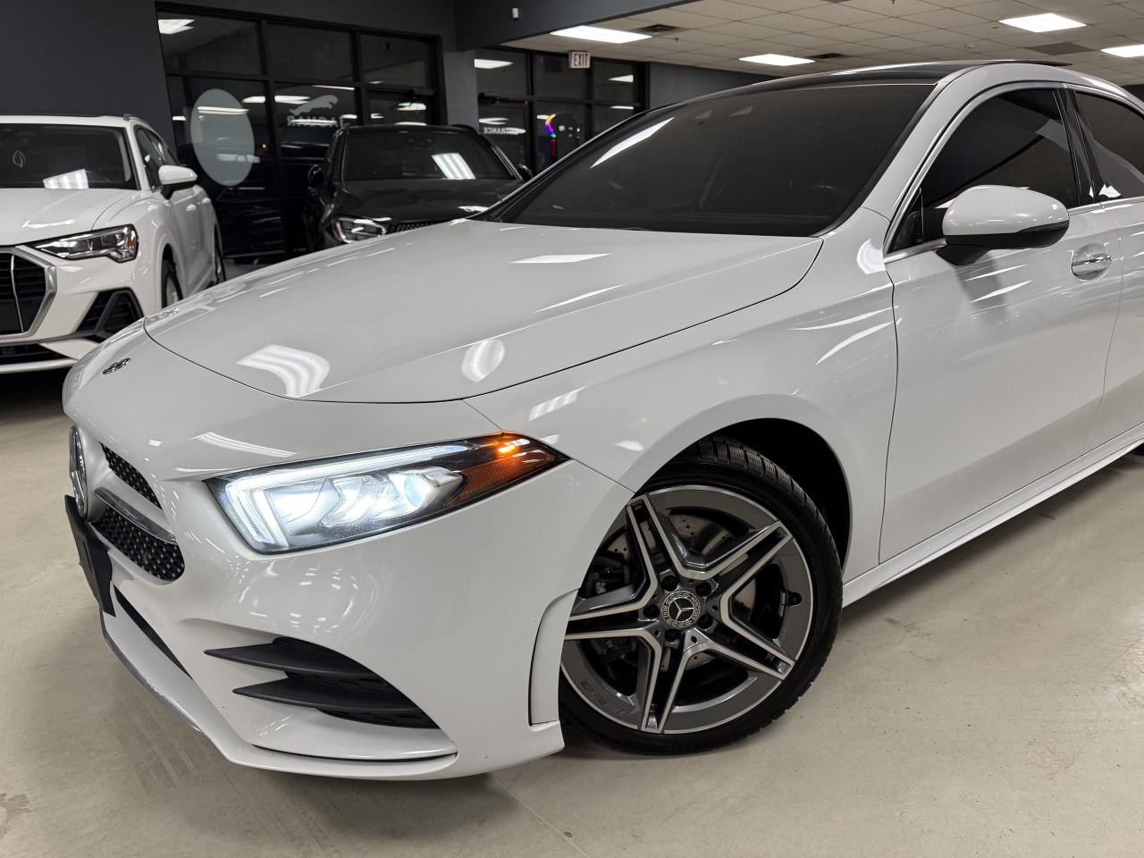 2020 Mercedes-Benz A-Class A 220 4MATIC Sedan**NO ACCIDENTS**ONE OWNER** Photo