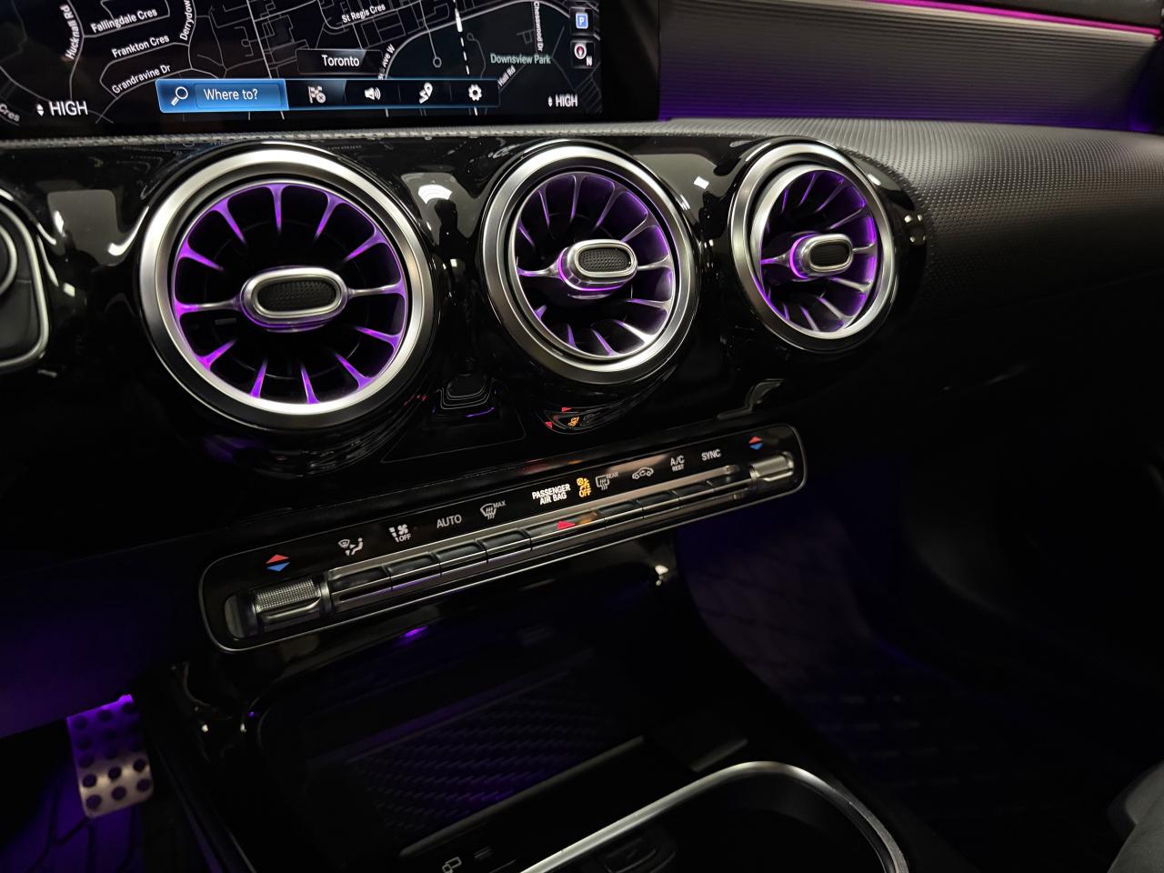 2020 Mercedes-Benz A-Class A 220 4MATIC Sedan**NO ACCIDENTS**ONE OWNER** Photo