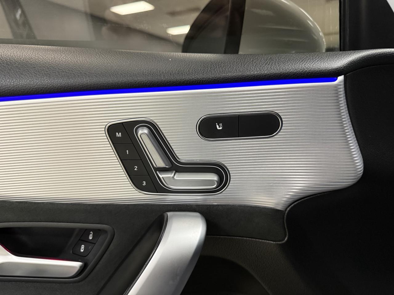 2020 Mercedes-Benz A-Class A 220 4MATIC Sedan**NO ACCIDENTS**ONE OWNER** Photo