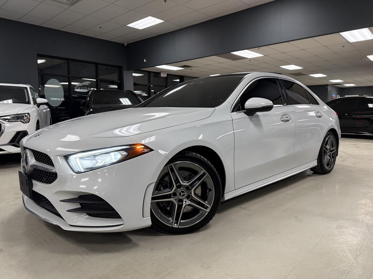 2020 Mercedes-Benz A-Class A 220 4MATIC Sedan**NO ACCIDENTS**ONE OWNER** Photo