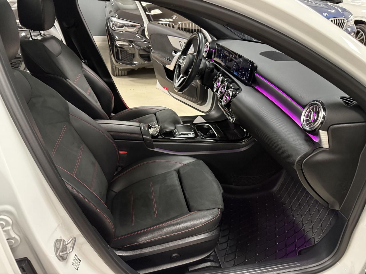 2020 Mercedes-Benz A-Class A 220 4MATIC Sedan**NO ACCIDENTS**ONE OWNER** Photo