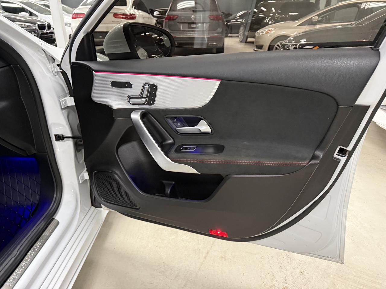 2020 Mercedes-Benz A-Class A 220 4MATIC Sedan**NO ACCIDENTS**ONE OWNER** Photo