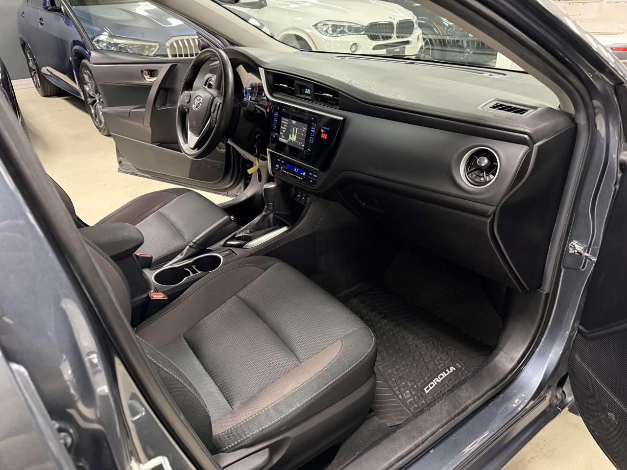 2018 Toyota Corolla LE CVT Photo