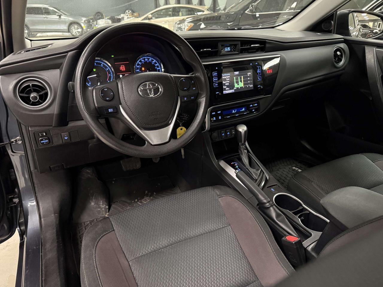 2018 Toyota Corolla LE CVT Photo