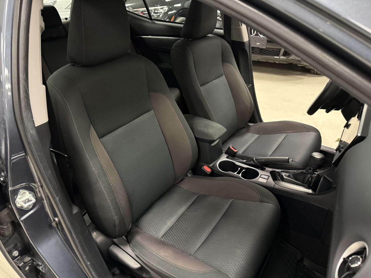 2018 Toyota Corolla LE CVT Photo