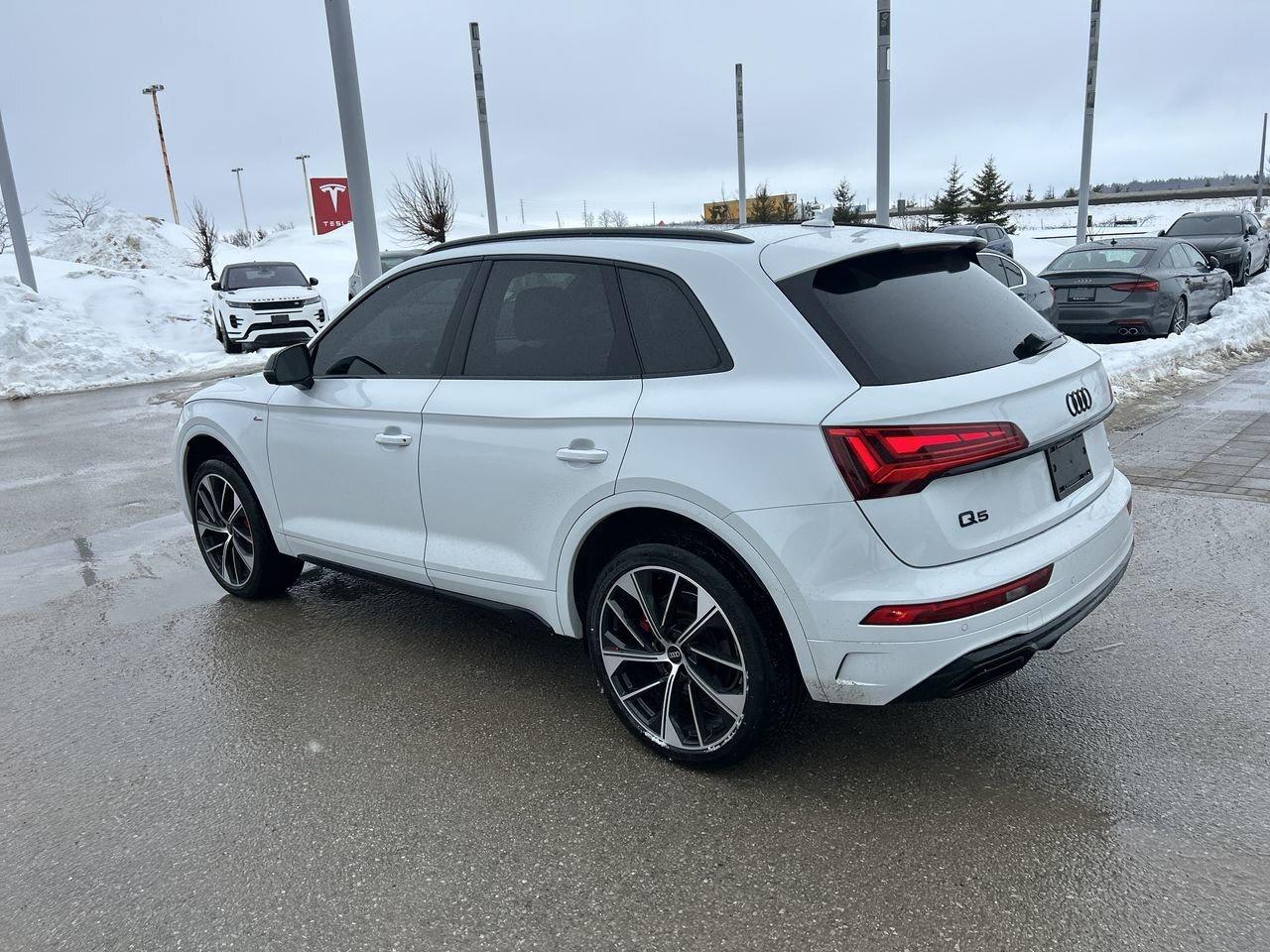 2024 Audi Q5 Technik 45 TFSI   3.99% up to 48m Photo