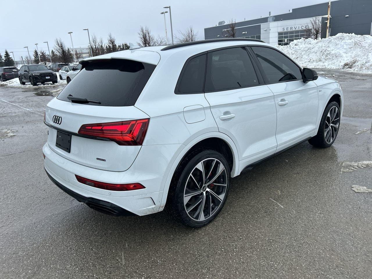 2024 Audi Q5 Technik 45 TFSI   3.99% up to 48m Photo