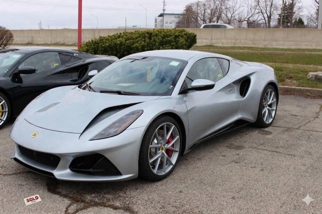 2025 Lotus Emira V6 Coupe Photo
