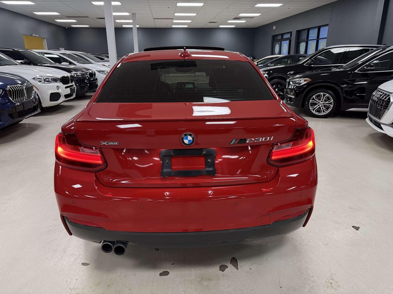 2017 BMW 2 Series xDrive Photo3