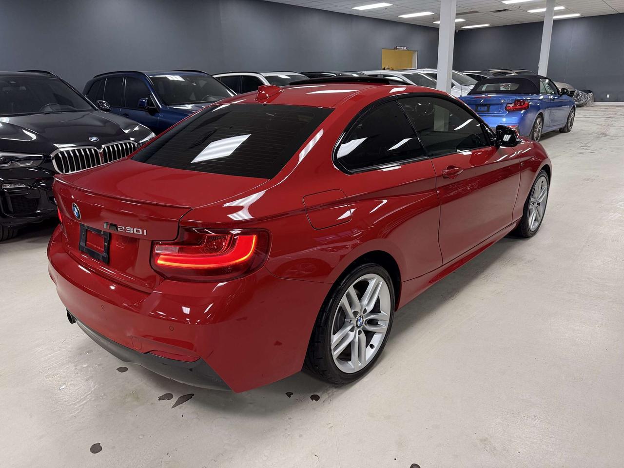 2017 BMW 2 Series xDrive Photo4