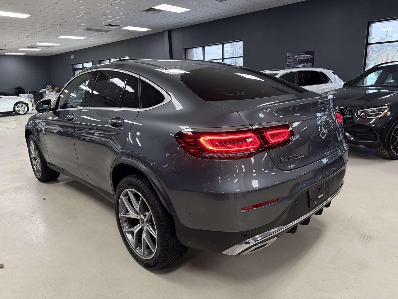 2022 Mercedes-Benz AMG GLC 43 GLC 300 Photo2