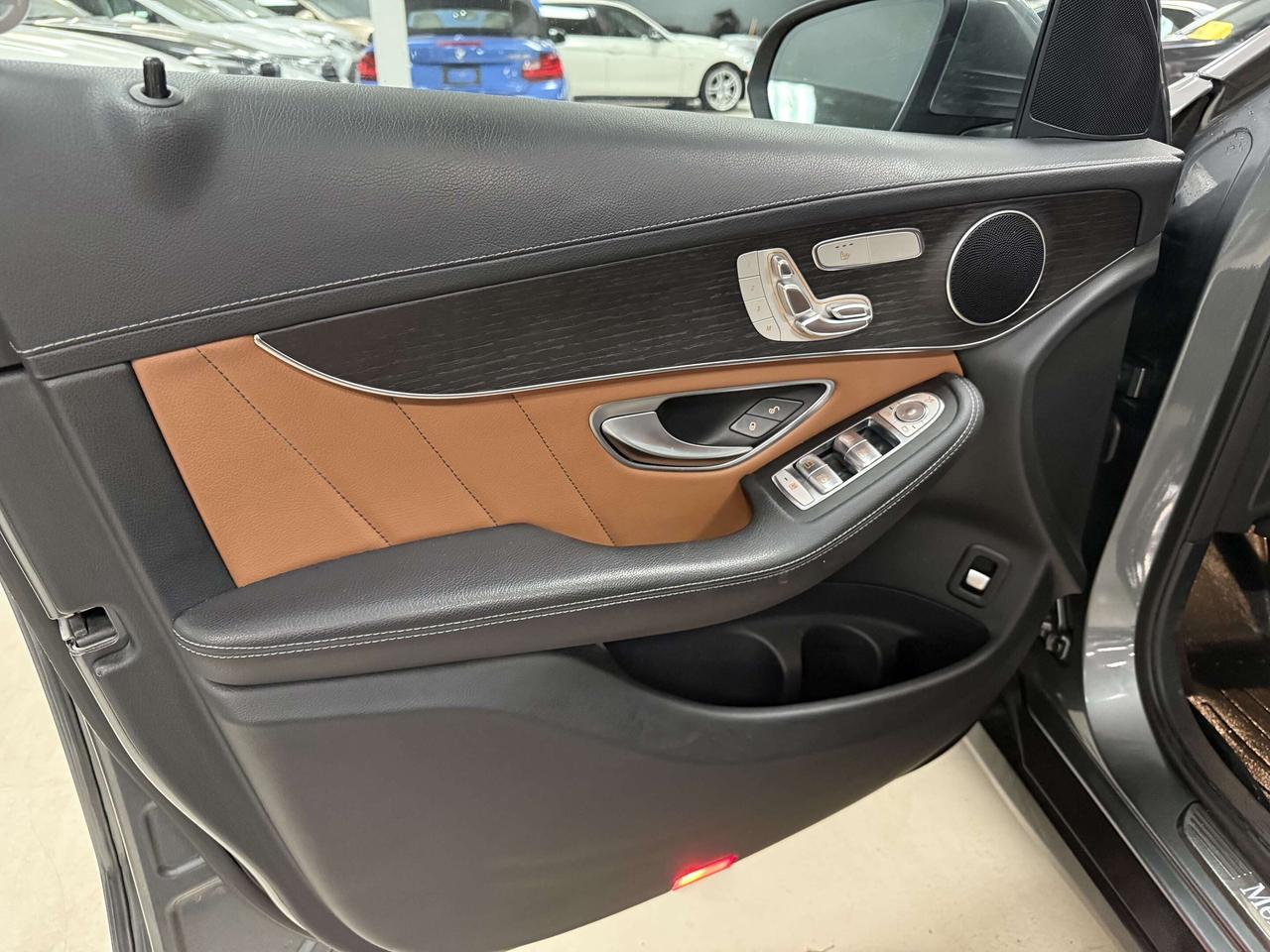 2022 Mercedes-Benz AMG GLC 43 GLC 300 Photo