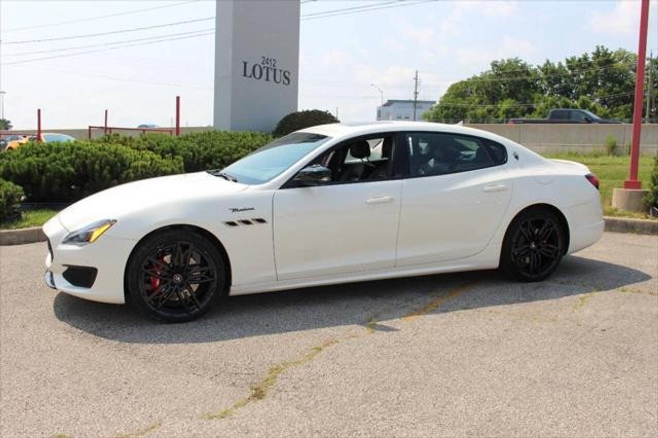 2022 Maserati Quattroporte Modena Q4 3.0L Photo0
