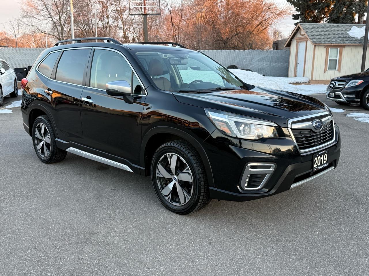 2019 Subaru Forester 2.5i Premier w/EyeSight Pkg  ACCIDENT FREE CERTIFI Photo
