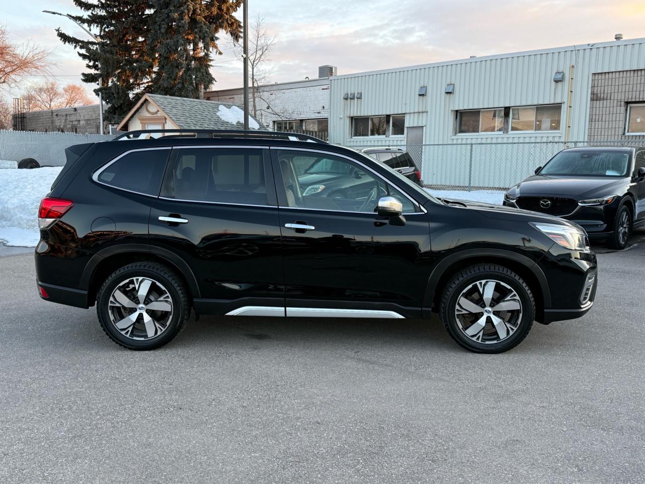 2019 Subaru Forester 2.5i Premier w/EyeSight Pkg  ACCIDENT FREE CERTIFI Photo