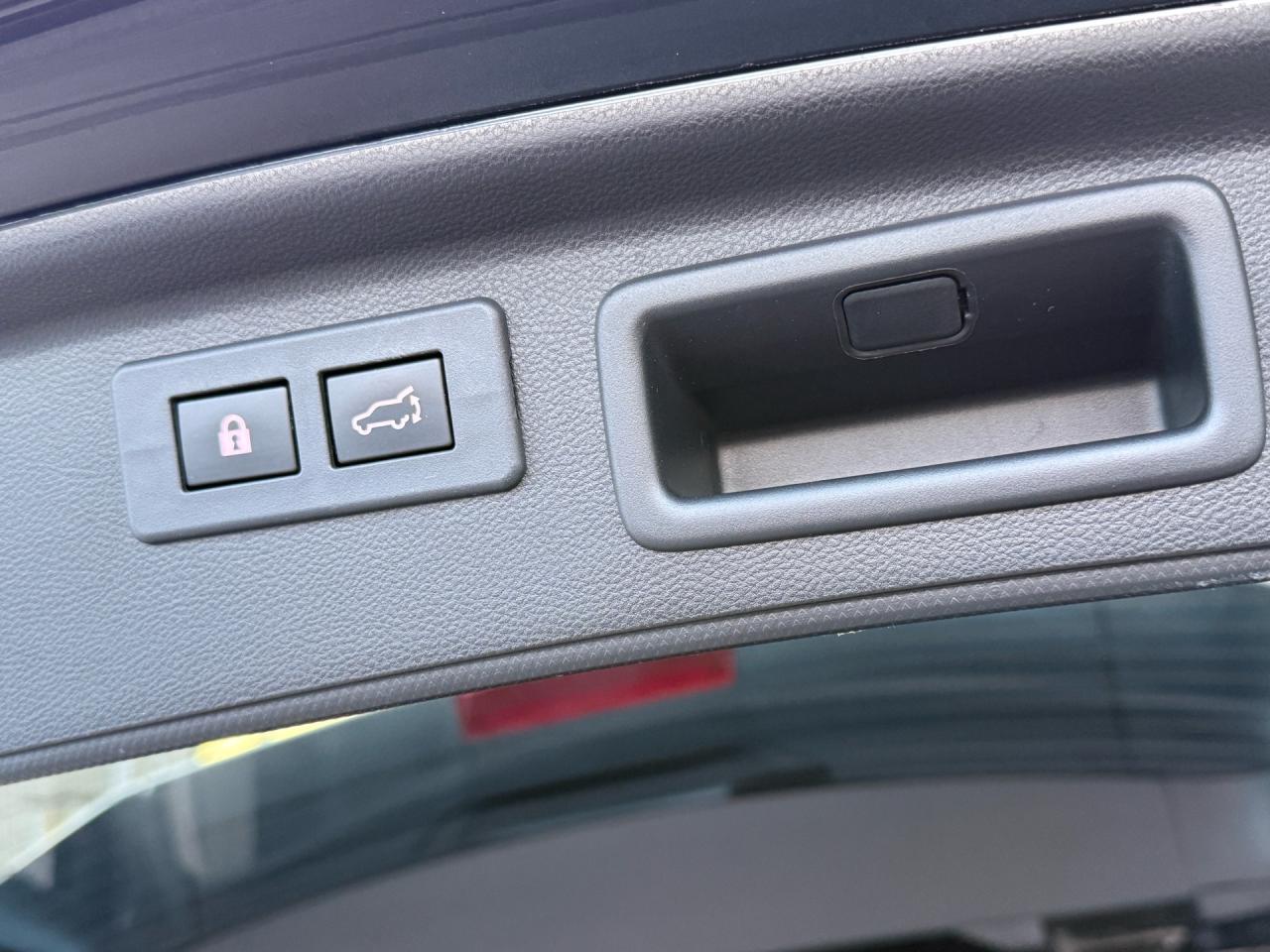 2019 Subaru Forester 2.5i Premier w/EyeSight Pkg  ACCIDENT FREE CERTIFI Photo