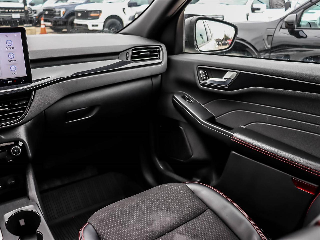 2024 Ford Escape ST-Line Photo