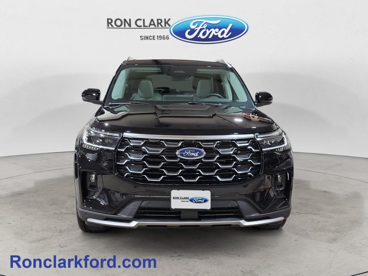 2026 Ford Explorer Platinum 4dr 4x4 Photo