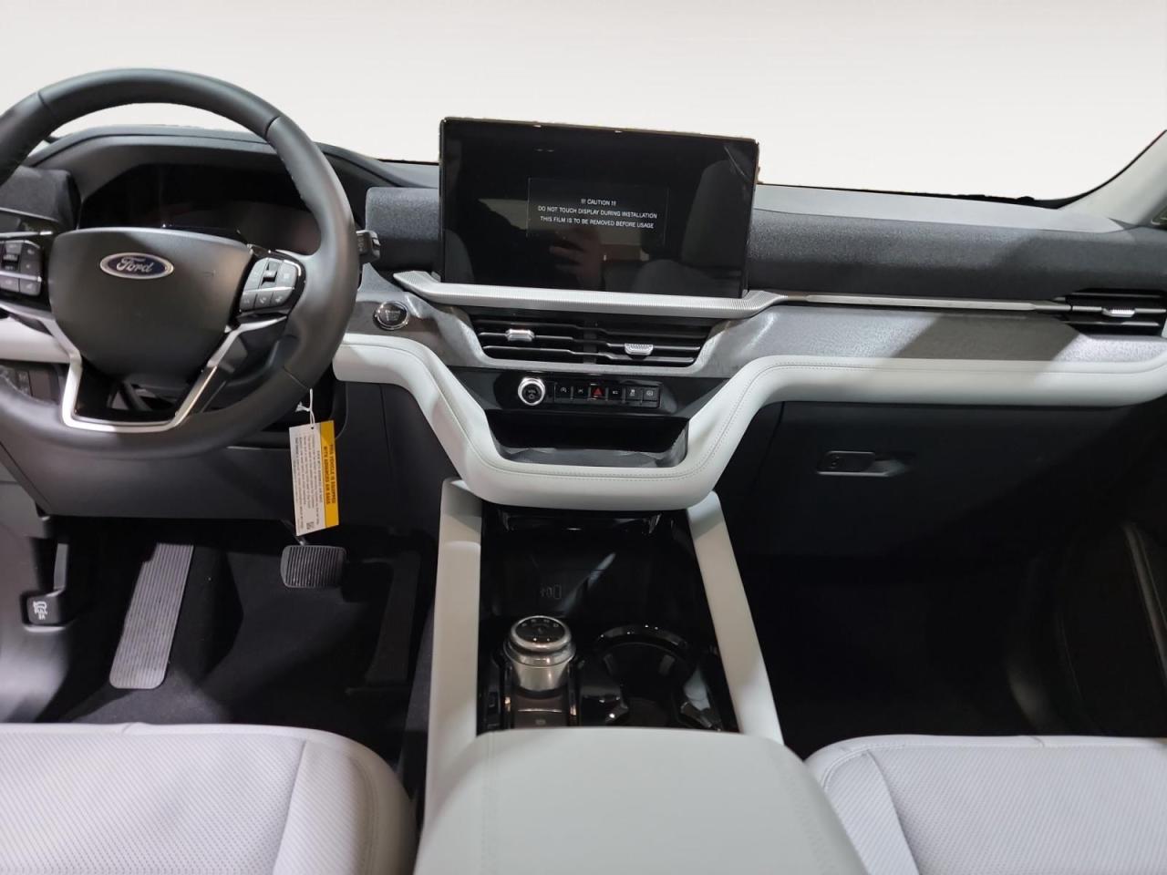 2026 Ford Explorer Platinum 4dr 4x4 Photo