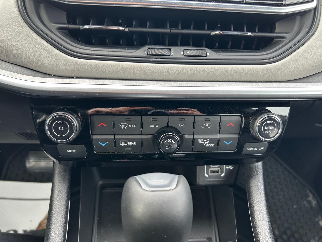 2024 Jeep Compass Limited 4dr 4x4 Photo