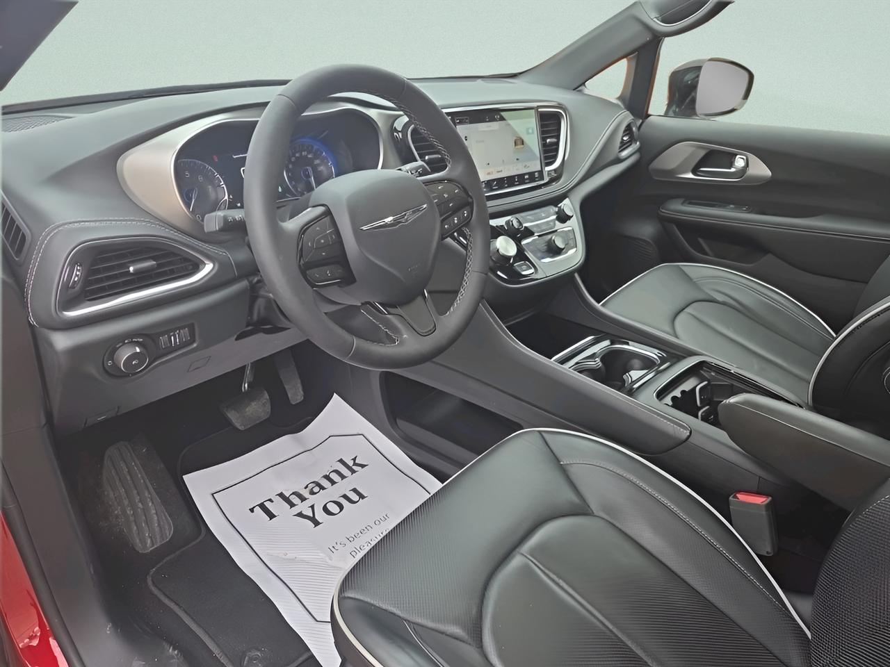 2024 Chrysler Pacifica Limited Front-Wheel Drive Passenger Van Photo