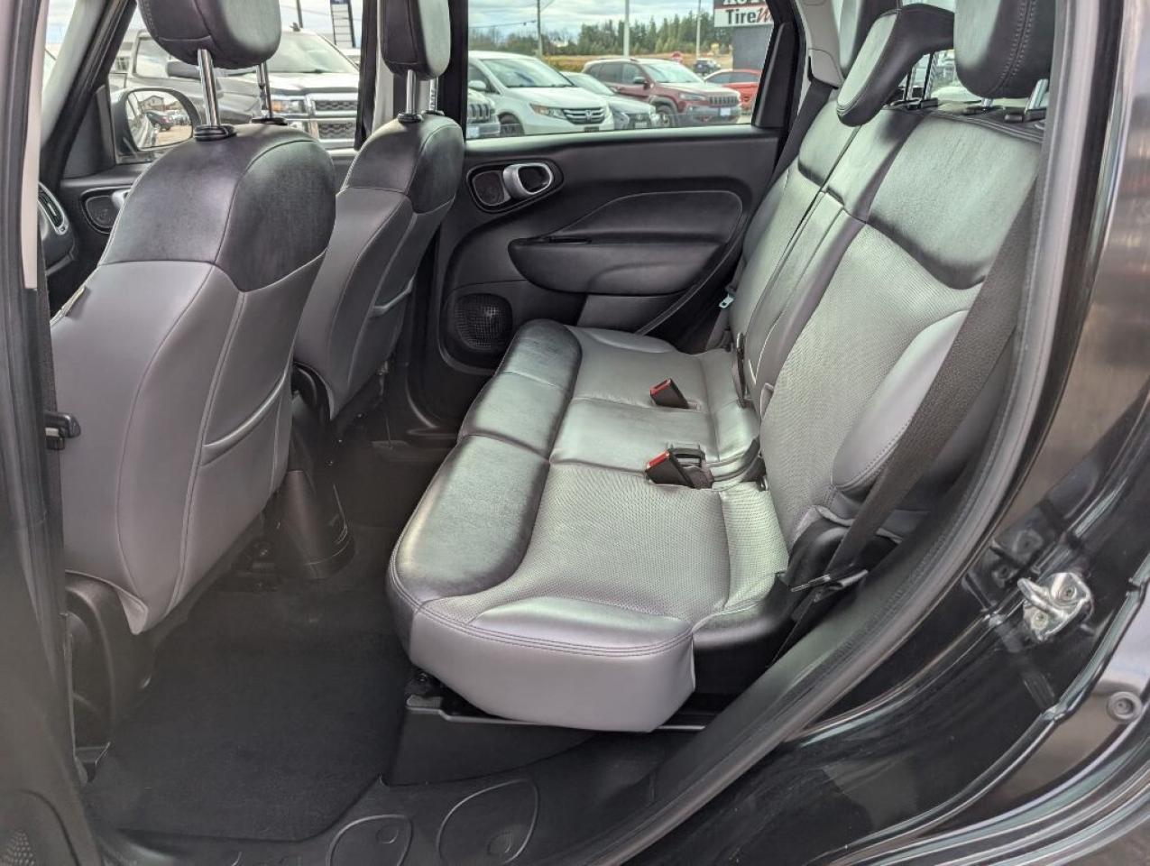 2015 Fiat 500L Lounge   NAV   LEATHER   PANOROOF   CAMERA Photo