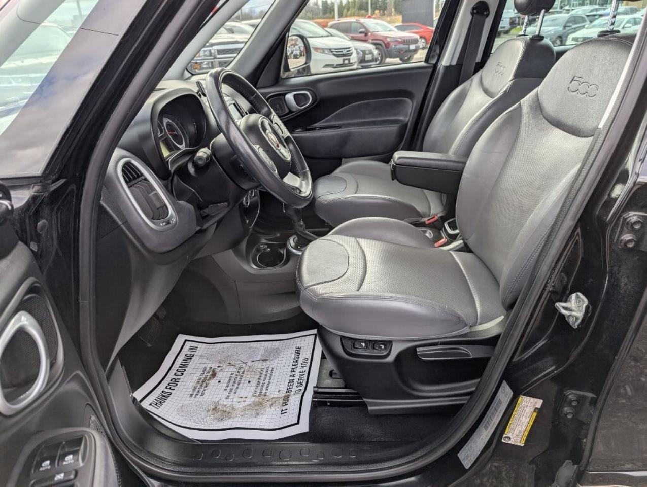 2015 Fiat 500L Lounge   NAV   LEATHER   PANOROOF   CAMERA Photo