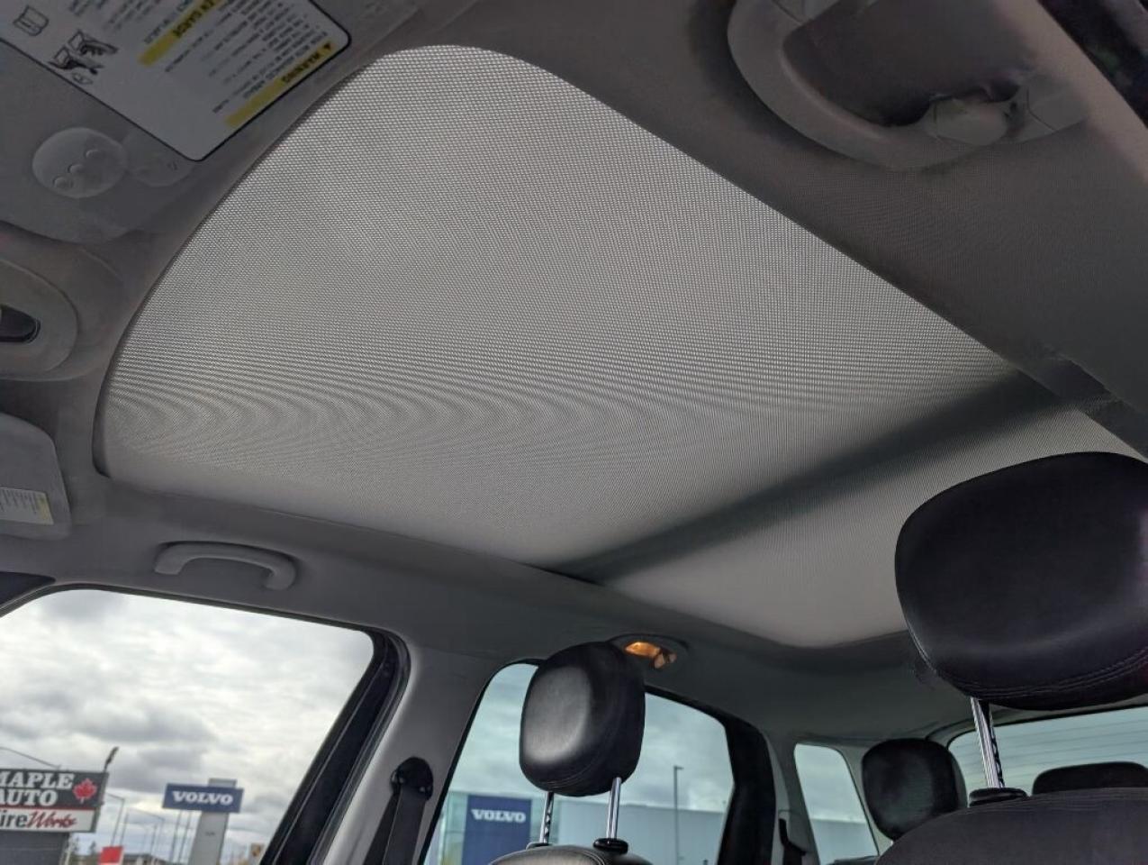 2015 Fiat 500L Lounge   NAV   LEATHER   PANOROOF   CAMERA Photo