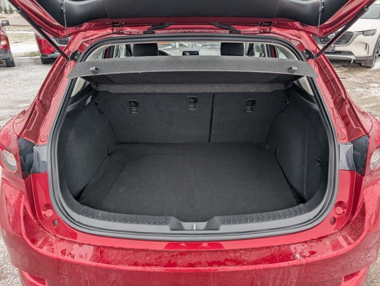 2018 Mazda Mazda3 Sport GS HATCHBACK   CAMERA   HTD SEATS Photo