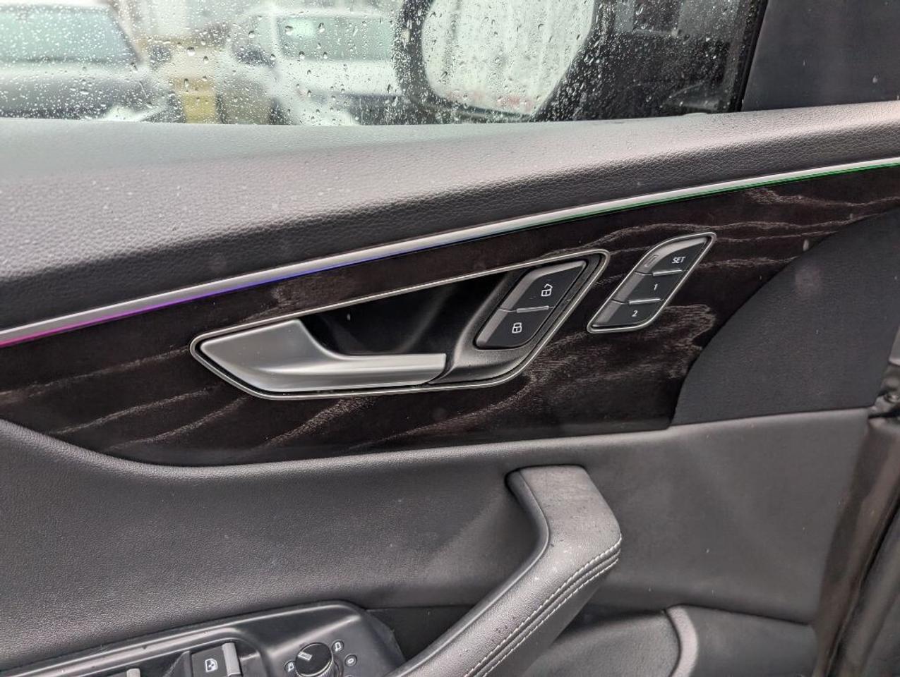 2023 Audi Q8 Progressiv 55 TFSI S-Line  NAV PANOROOF 360 CAMERA Photo