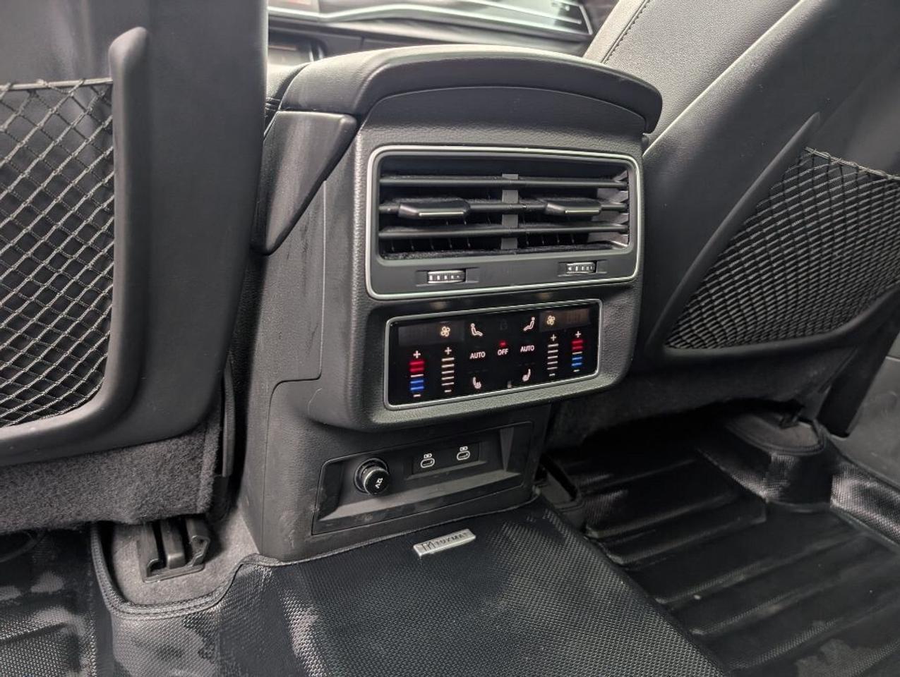 2023 Audi Q8 Progressiv 55 TFSI S-Line  NAV PANOROOF 360 CAMERA Photo