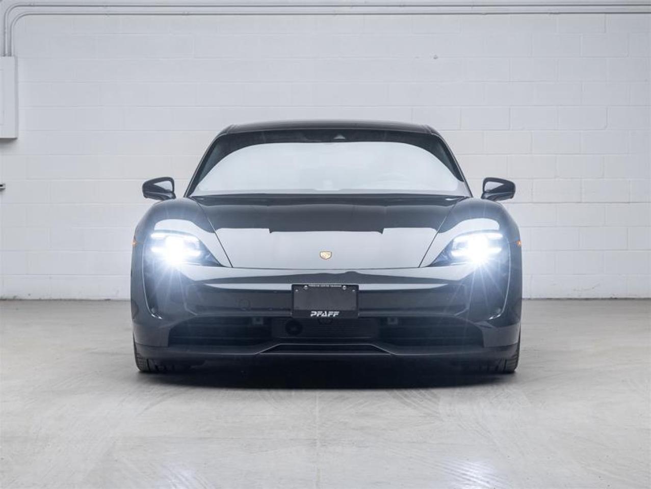 2023 Porsche Taycan  Photo