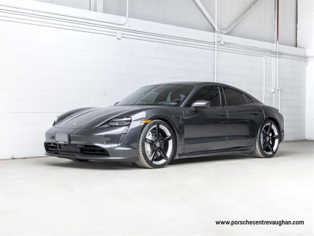 2023 Porsche Taycan  Photo