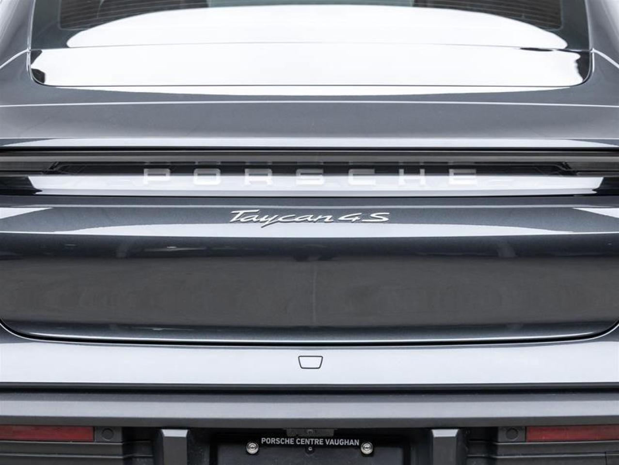 2023 Porsche Taycan  Photo