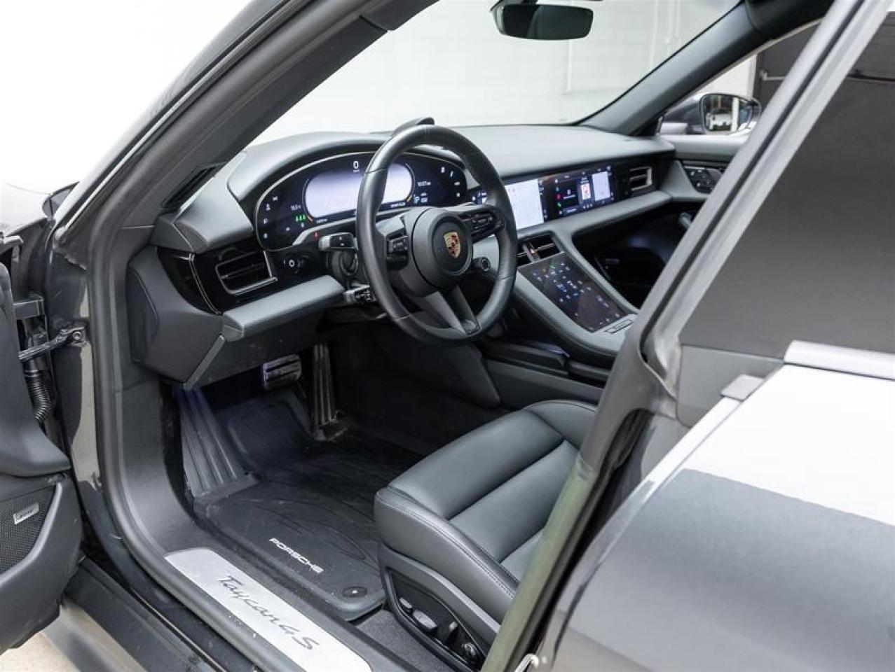 2023 Porsche Taycan  Photo