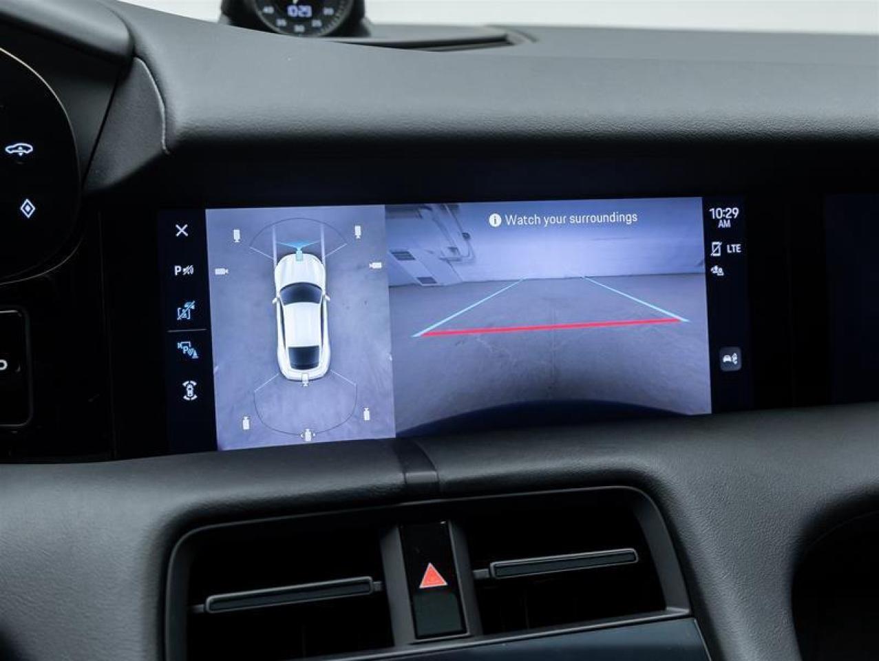 2023 Porsche Taycan  Photo