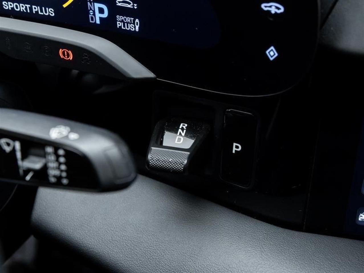 2023 Porsche Taycan  Photo