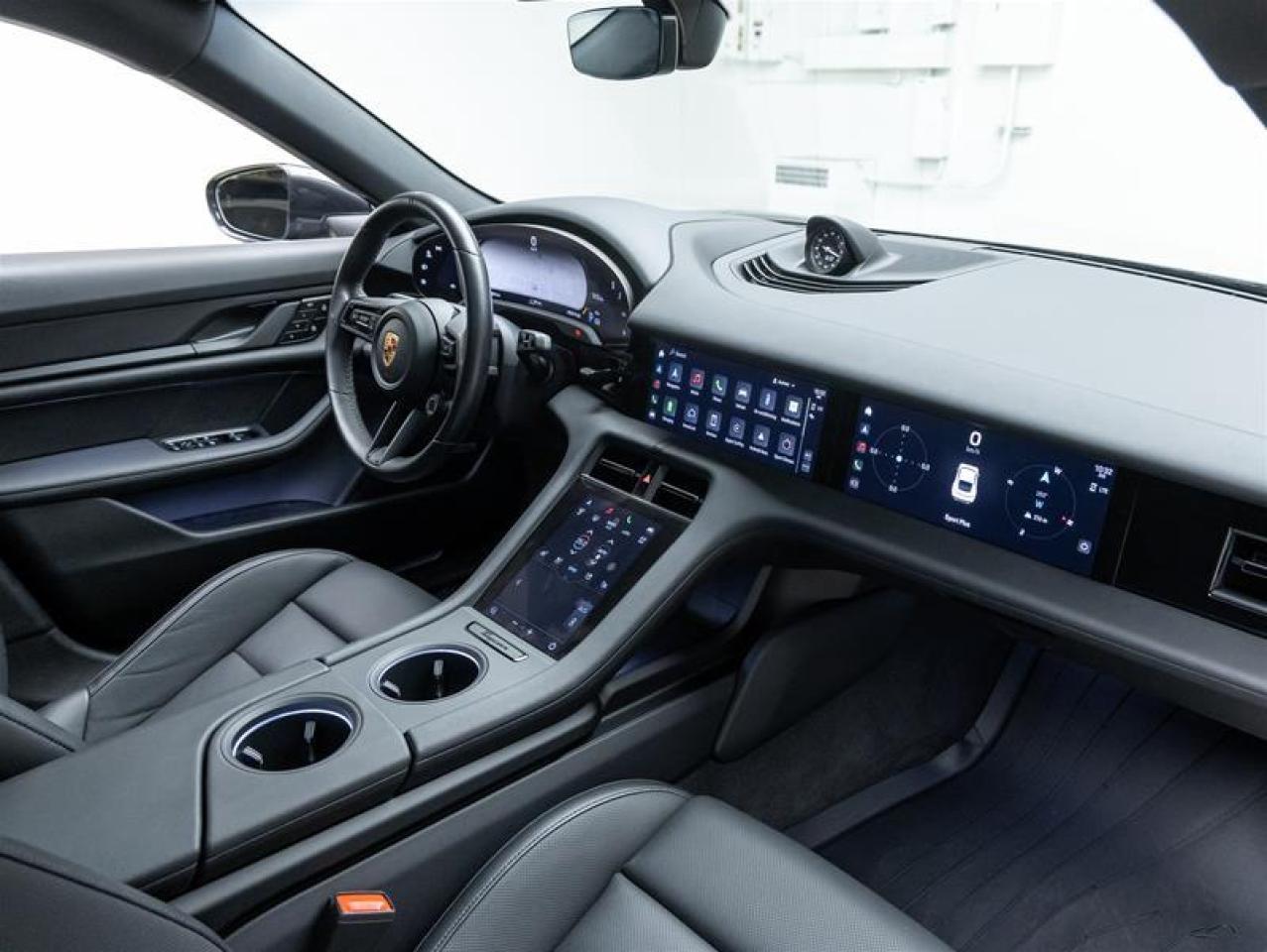 2023 Porsche Taycan  Photo