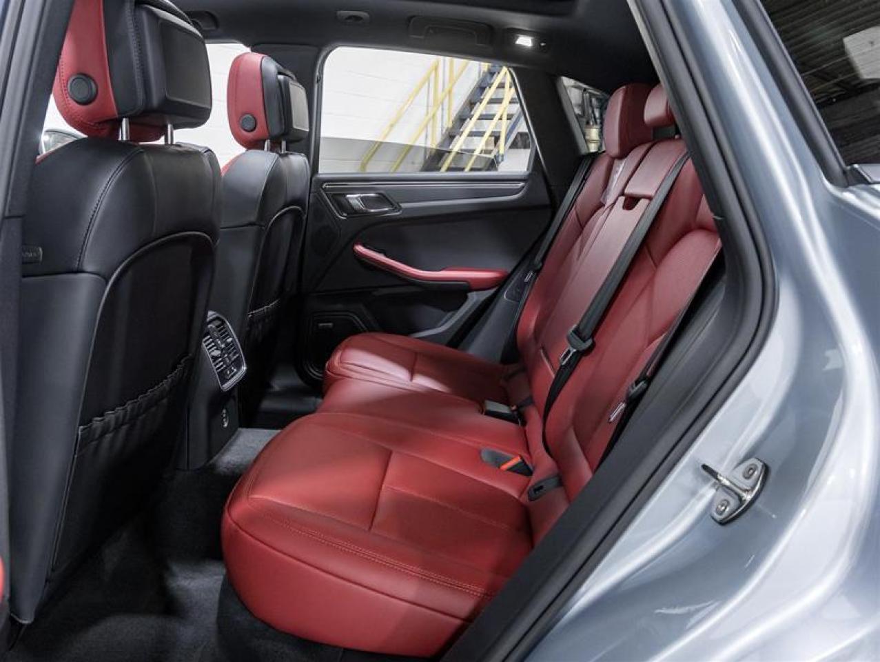 2026 Porsche Macan  Photo