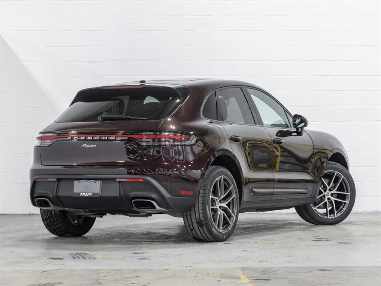 2026 Porsche Macan  Photo