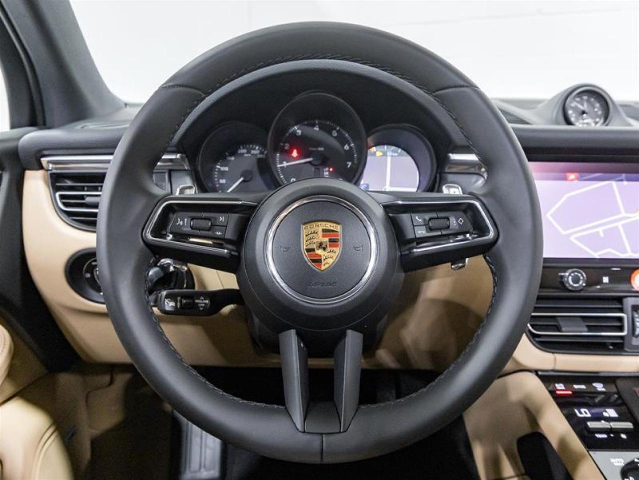 2026 Porsche Macan  Photo